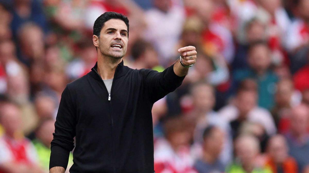 Mikel Arteta extends with Arsenal