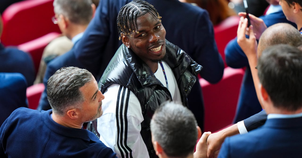 “Like a girlfriend”, Pogba discusses his relationship with Mourinho