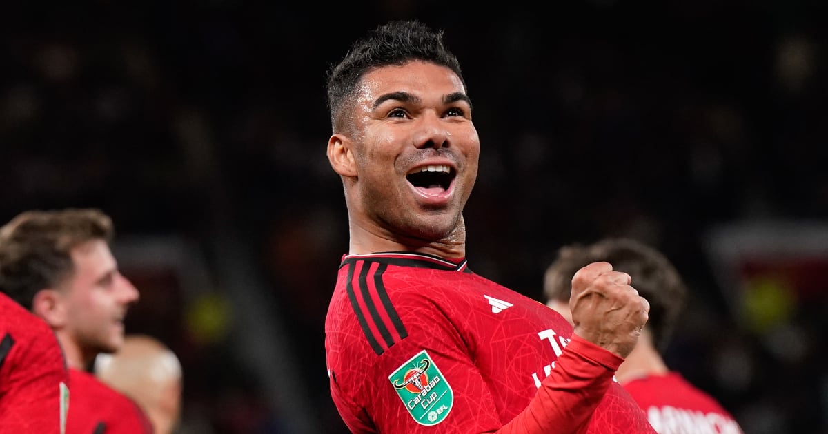 Van Nistelrooy fires up for Casemiro