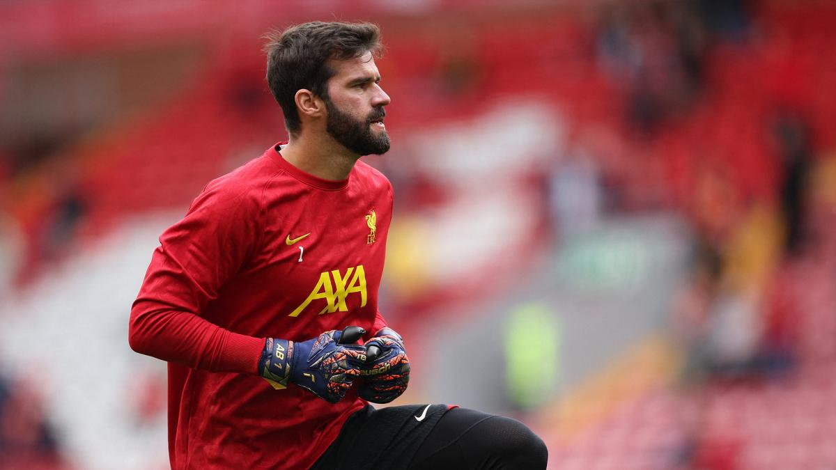 Liverpool: Virgil Van Dijk worries about Alisson