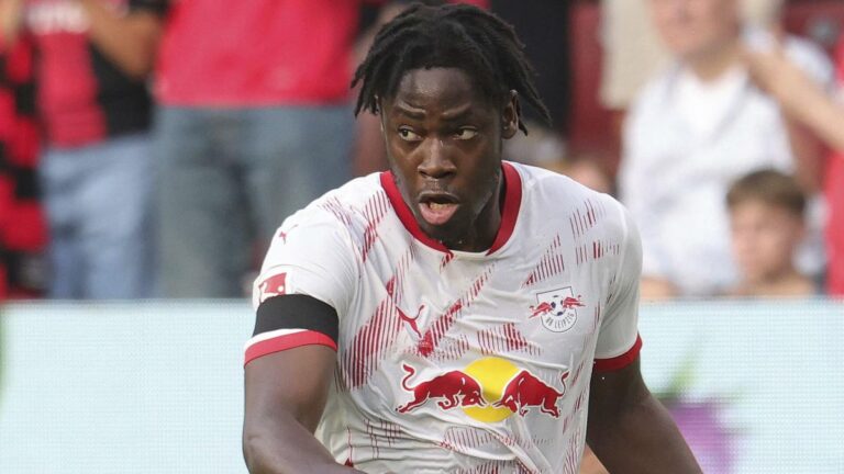 RB Leipzig: El Chadaille Bitshiabu hangs on, but…