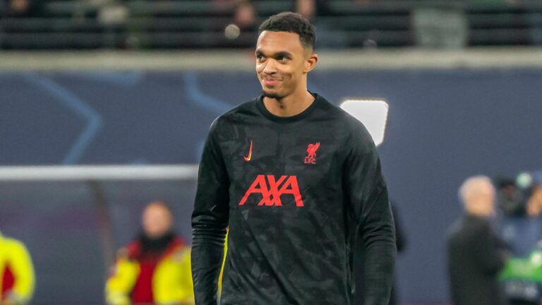 Liverpool: concern for Trent Alexander-Arnold