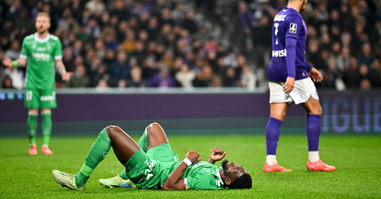 Toulouse pushes Saint-Etienne