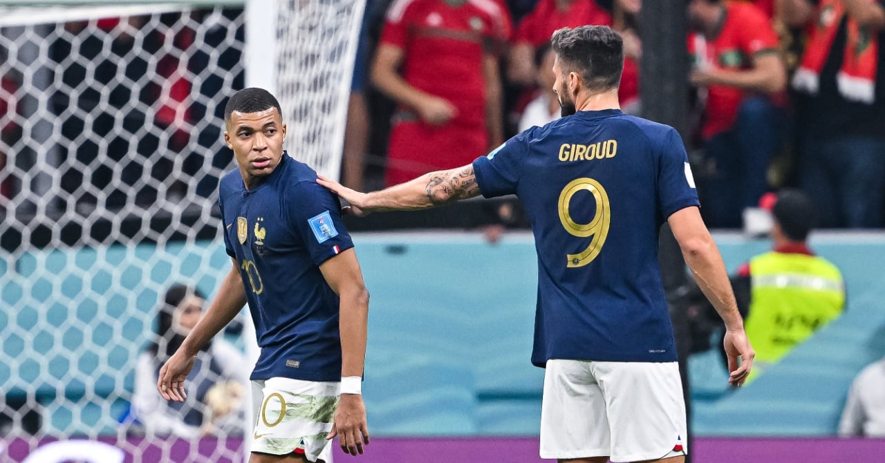 Mbappé pays Giroud!