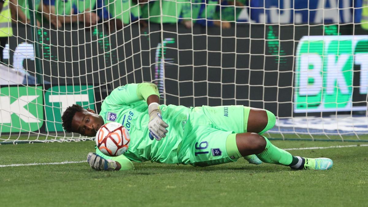 Auxerre – PSG: hero Donovan Léon recounts his immense performance