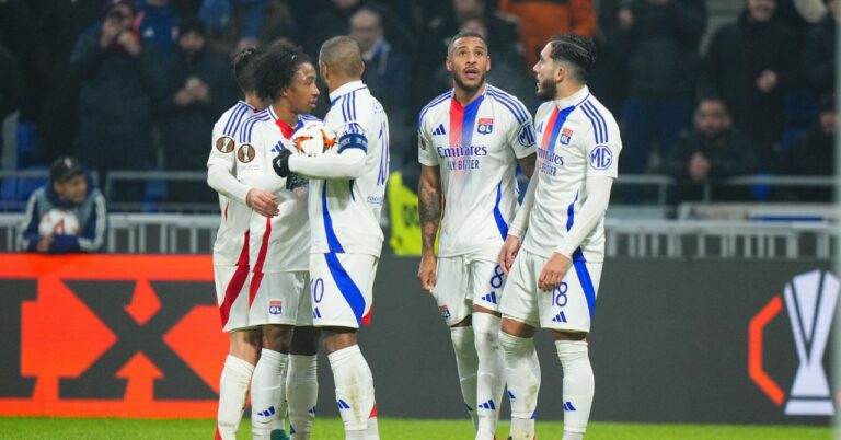 Lyon smiles at Europe