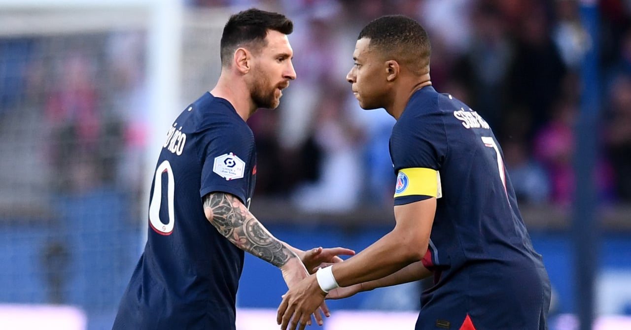 Mbappé had it bad, he swings at Messi