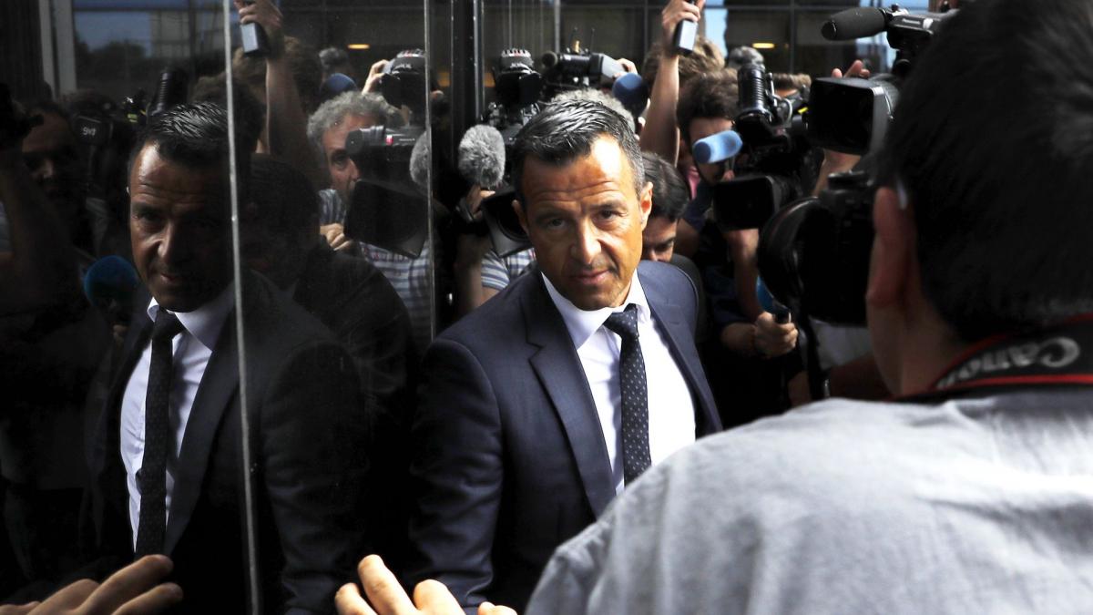 Mercato: Jorge Mendes prepares moves to save Wolverhampton from the crisis