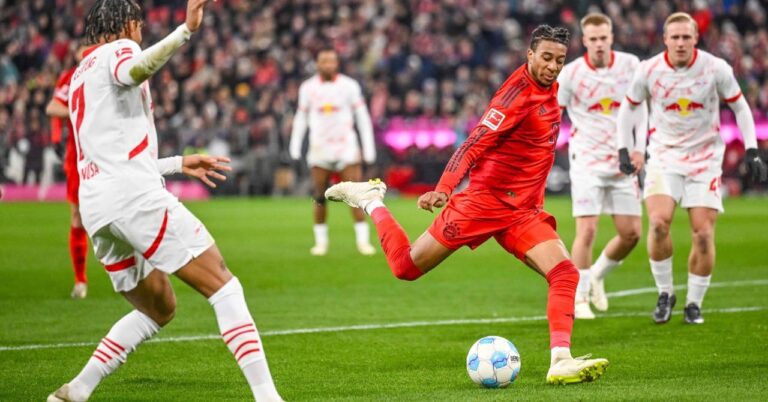 Olise and Bayern enjoy themselves against Leipzig