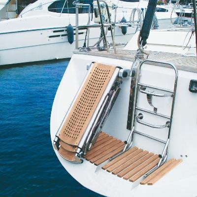 Passerelles pour bateaux : Accès sûr et stable avec ForBoat