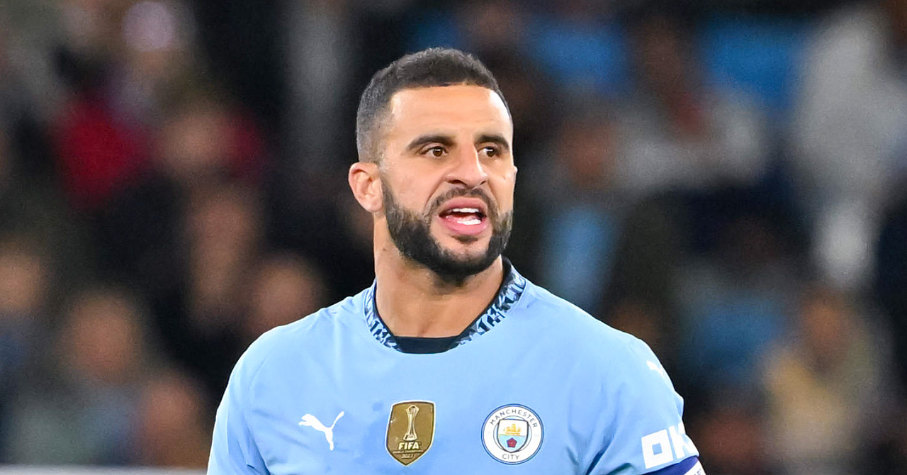 Rasmus Hojlund trolls Kyle Walker after Manchester derby