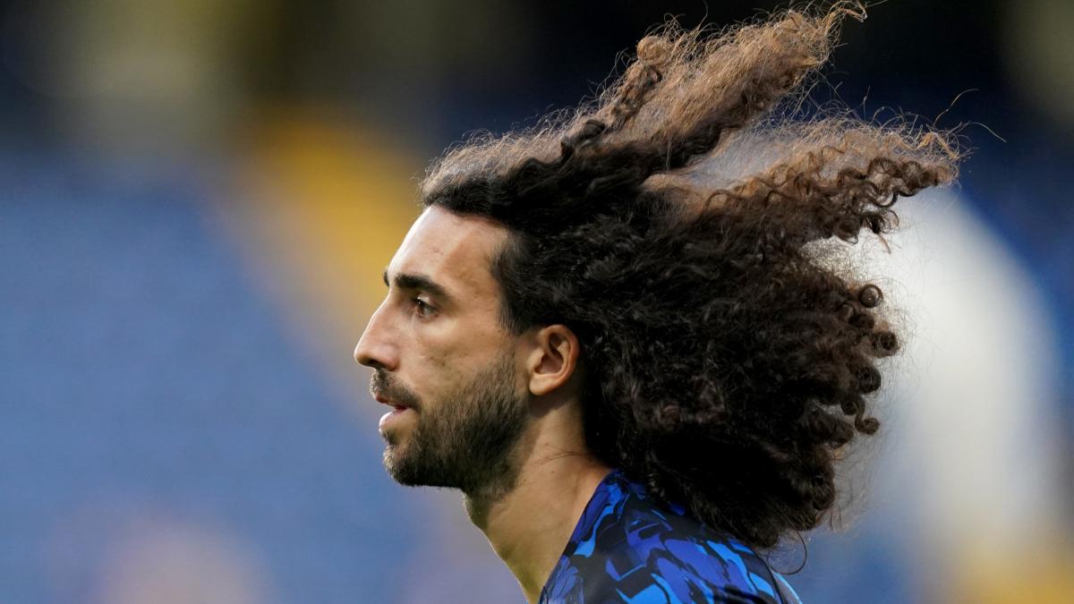 Southampton player sent off for pulling Marc Cucurella's hair