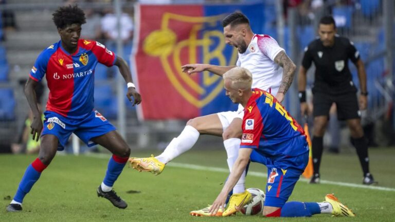 Andy Pelmard signs for Las Palmas