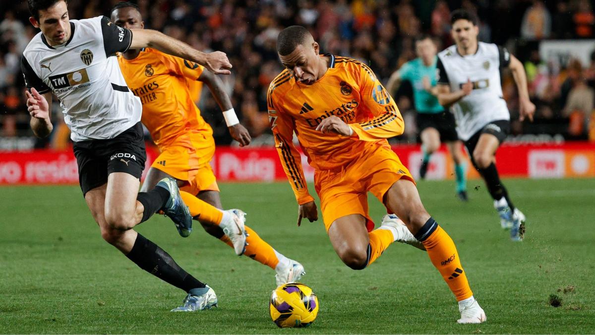 Liga: outnumbered, Real Madrid overthrow Valencia in a crazy match