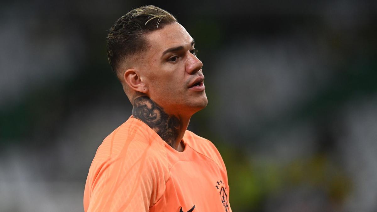 Manchester City: Ederson is under pressure