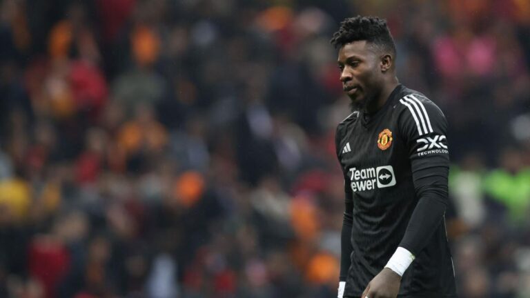 Manchester United: André Onana's monstrous double save