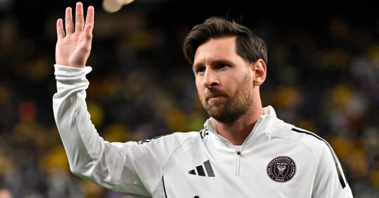 Messi, confirmed departure