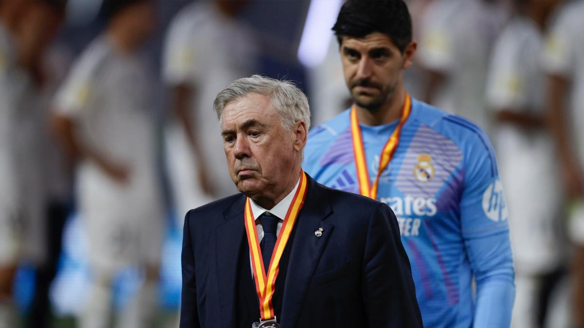 A prestigious club has made an offer to Carlo Ancelotti