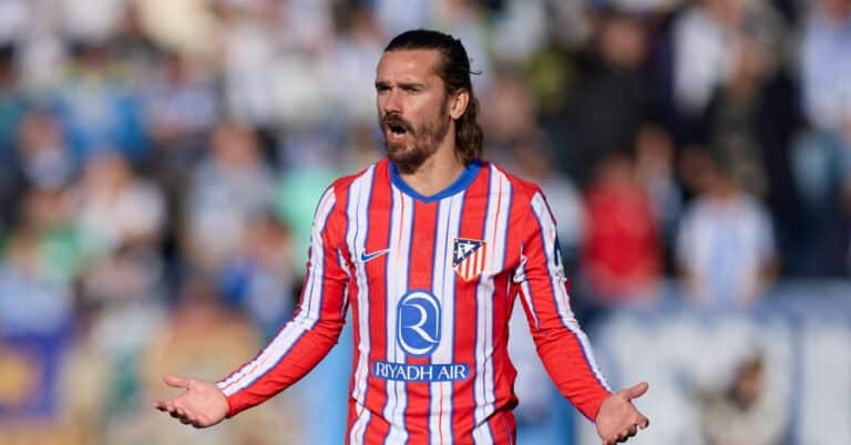 Antoine Griezmann, it's signed!