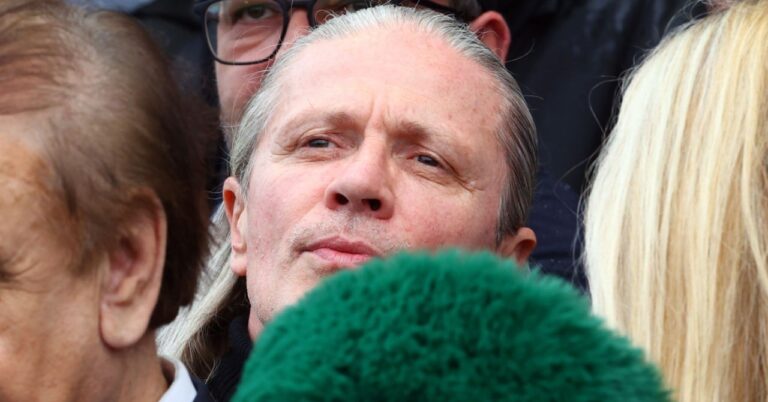 Emmanuel Petit and "permanent submission"