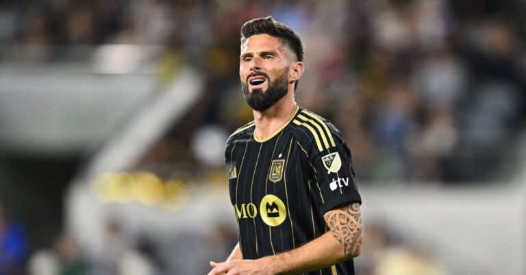 Giroud, the bad news is linked