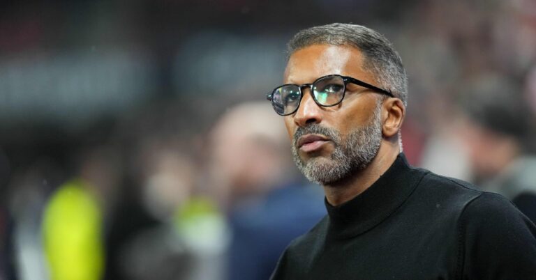 Habib Beye's response to whistles