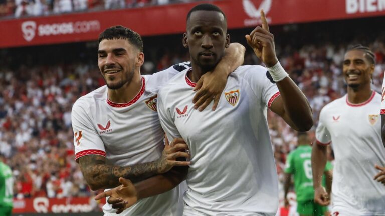 LIGA: Seville COGNE VALLADOLID