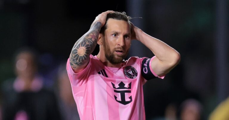 Lionel Messi, it's official