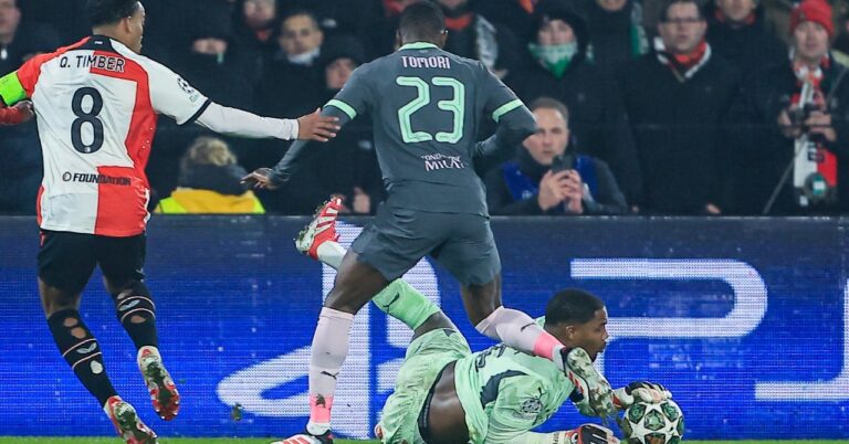 Maignan leads Milan