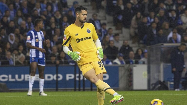 Manchester City has chosen his next goalkeeper