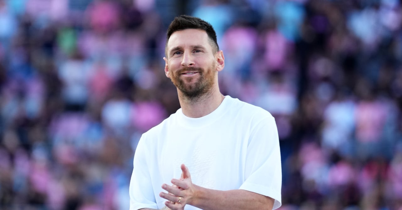 Messi at PSG, it is confirmed!
