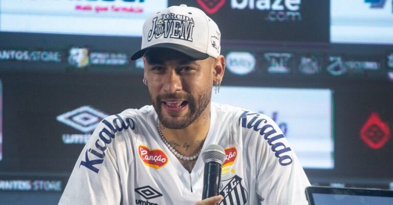 Neymar in Santos, it's already going badly