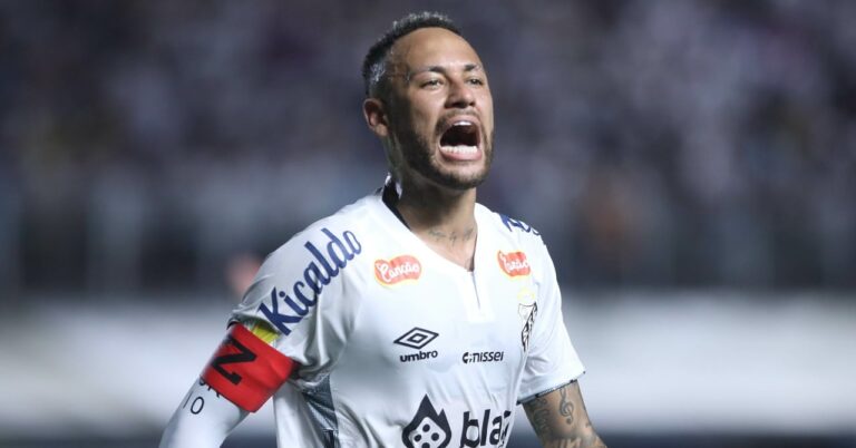 Neymar is already doing his law in Santos