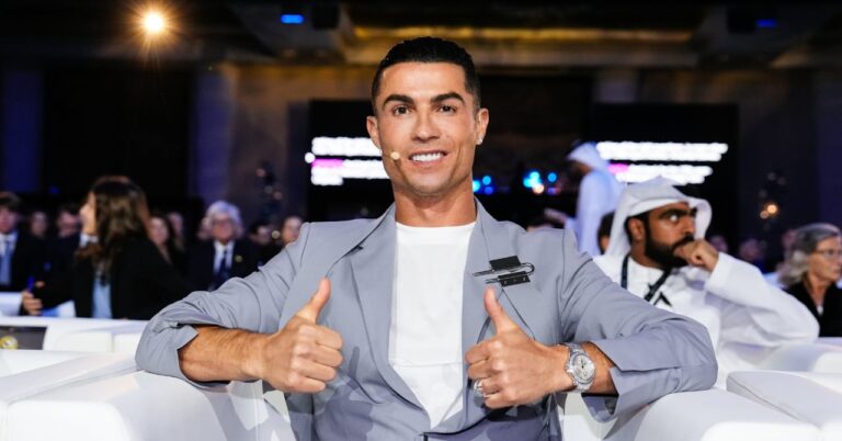 Ronaldo, confirmed thunderclap!