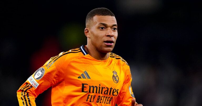 The situation is complicated for Mbappé