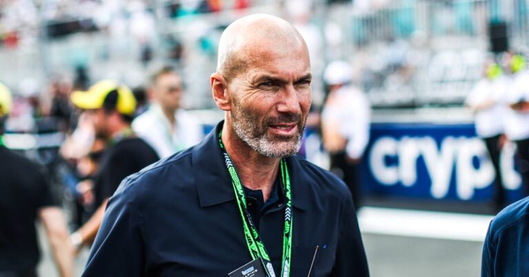 Zidane violently attacks a famous French journalist