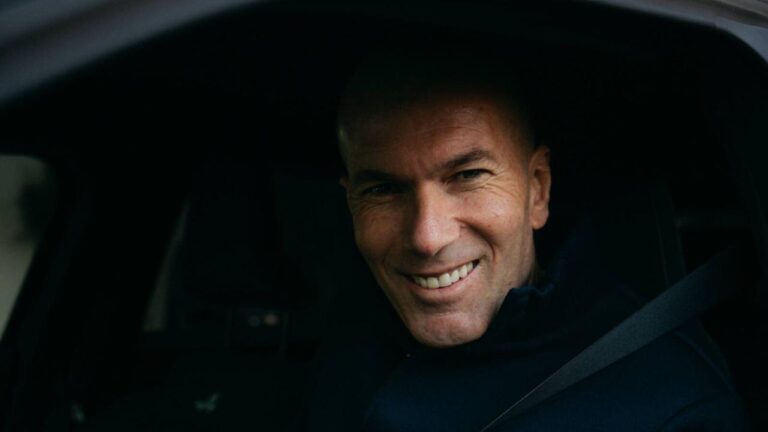 Zinedine Zidane, an incredible new car!