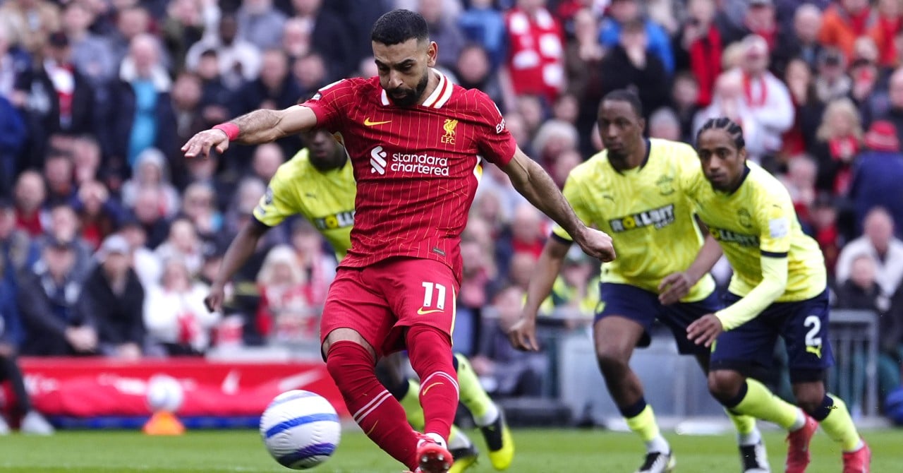 Liverpool overturns Southampton and comforts its leading place