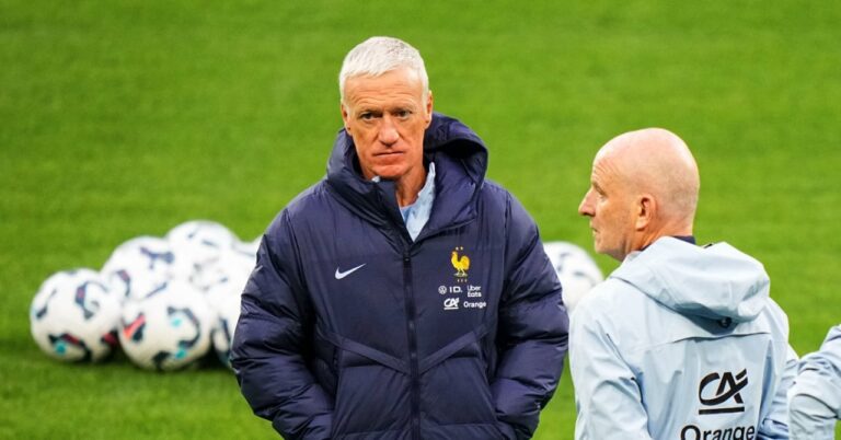 A blue of Deschamps put outside, it's acted!