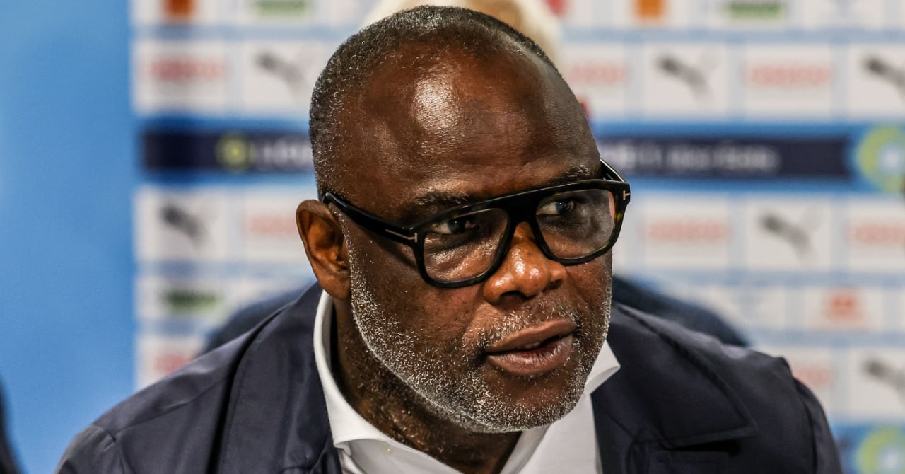 Basile Boli threatened with a weapon, the huge fear!