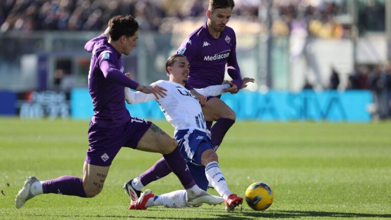 Côme: Maxence Caqueret has fun far from OL with Cesc Fàbregas