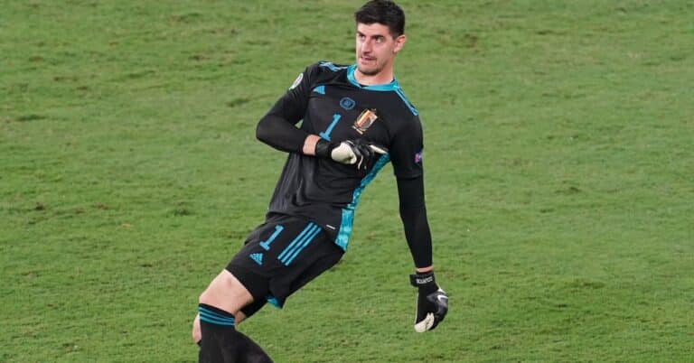 Courtois lifts the veil on his comeback in selection