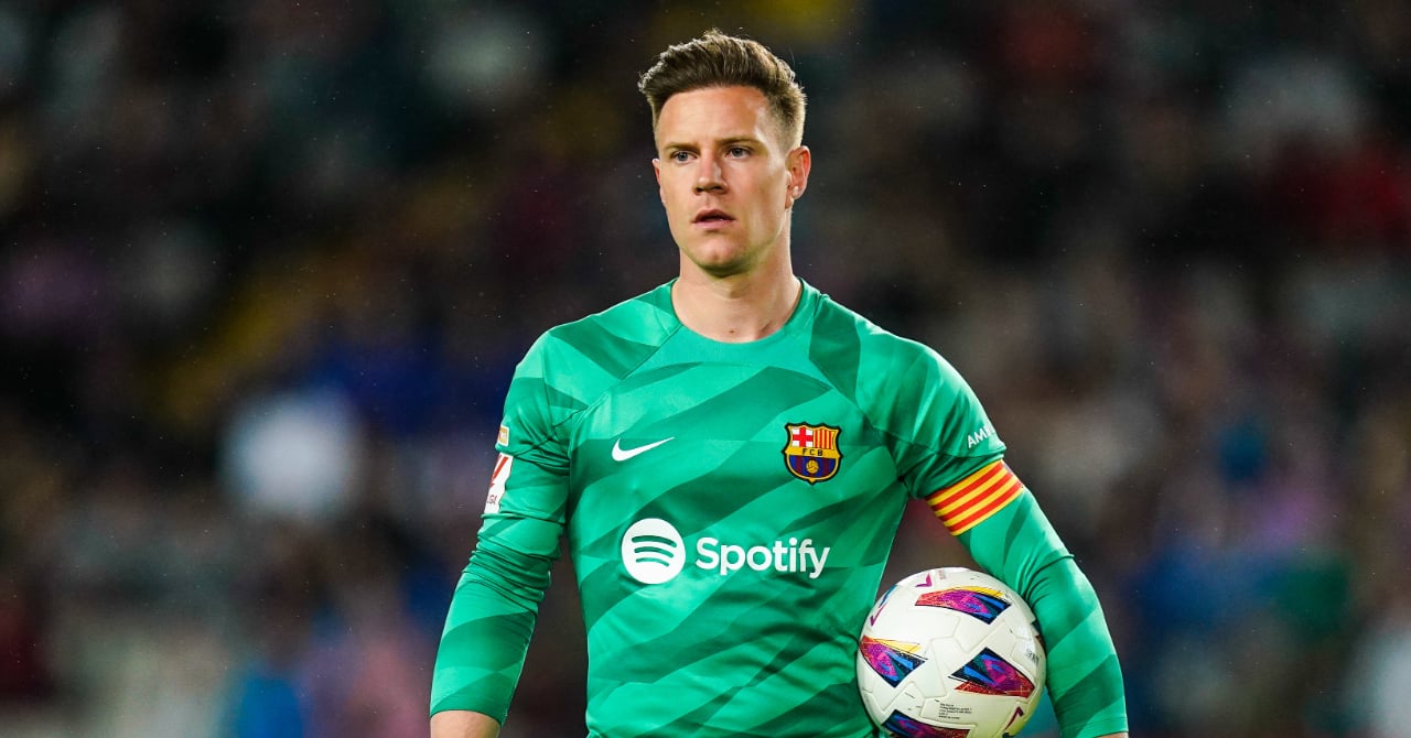 Deceived by his wife, Ter Stegen lives at the hotel