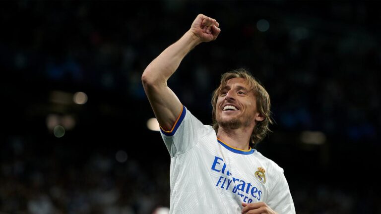 EDF: Deschamps and Tchouameni Correns Modric