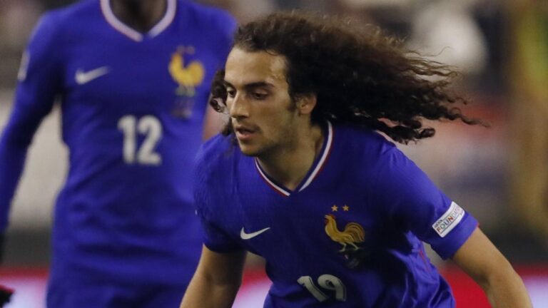 French team: Italy defends Mattéo Guendouzi