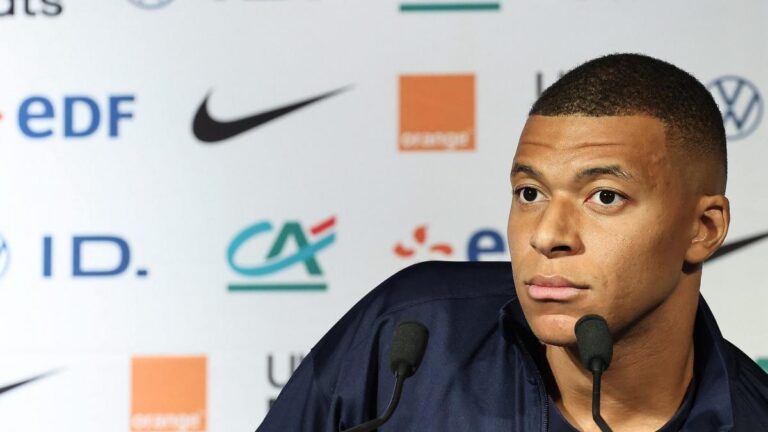 French team: Kylian Mbappé and Mike Maignan have clarified