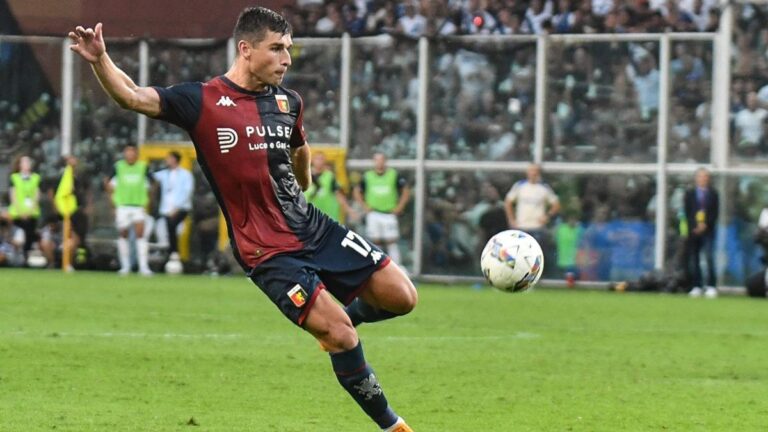 Genoa: The Folle Renaissance of Ruslan Malinovskyi with Patrick Vieira!