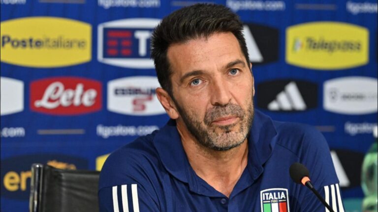 Juventus: Gianluigi Buffon flies to the aid of Thiago Motta