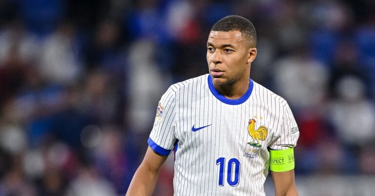 Kylian Mbappé in England, it's official!