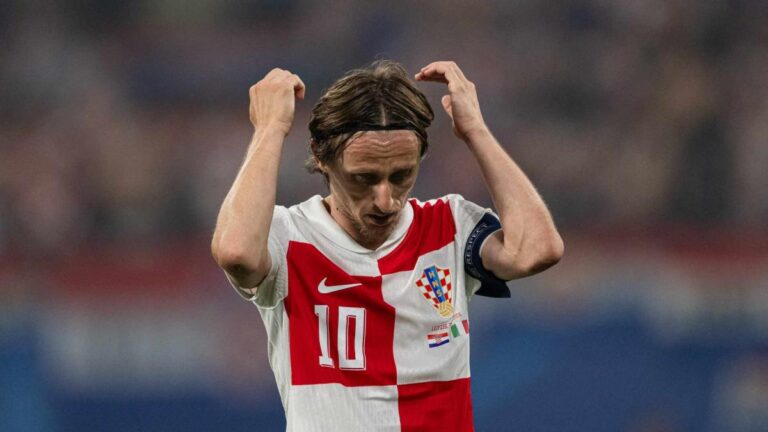 LDN: 9 Croats and 5 French threatened with suspension